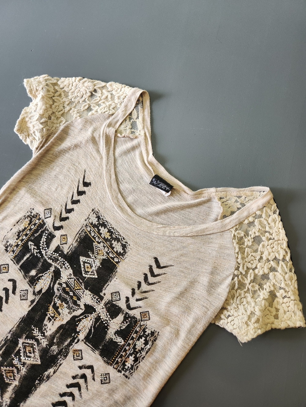 VTG Y2K Daytrip Graphic Tee Lace Women S Western Steer Skull Rhinestone Festival